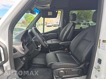 2024 Mercedes-Benz Sprinter 2500 Passenger Van 170.0" WB – miniatura 3