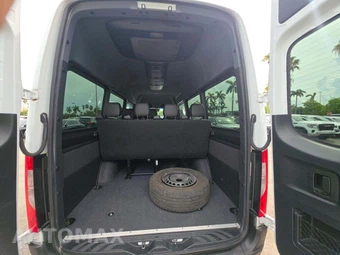 2024 Mercedes-Benz Sprinter 2500 Passenger Van 170.0" WB - miniatura 12
