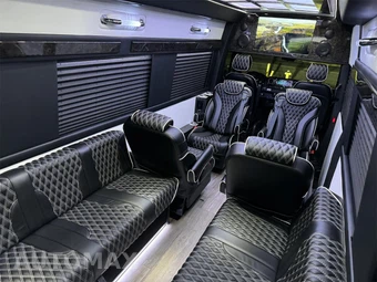 2024 Mercedes-Benz Sprinter 3500XD Cargo Van DRW High Roof 170.0" WB - miniatura 4