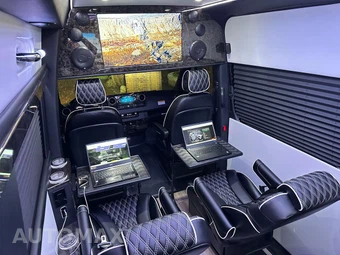 2024 Mercedes-Benz Sprinter 3500XD Cargo Van DRW High Roof 170.0" WB - miniatura 7