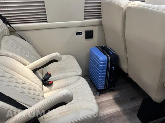 2024 Mercedes-Benz Sprinter 3500XD Cargo Van DRW High Roof 170.0" WB - miniatura 22