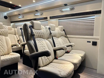 2024 Mercedes-Benz Sprinter 3500XD Cargo Van DRW High Roof 170.0" WB - miniatura 32