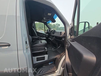 2024 Mercedes-Benz Sprinter 3500XD Cargo Van DRW High Roof 170.0" WB - miniatura 8