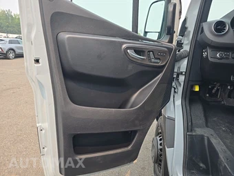 2024 Mercedes-Benz Sprinter 3500XD Cargo Van DRW High Roof 170.0" WB - miniatura 9
