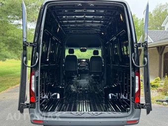 2024 Mercedes-Benz Sprinter 3500XD Cargo Van DRW High Roof 170.0" WB - miniatura 26