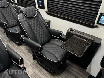 2024 Mercedes-Benz Sprinter 3500XD Cargo Van DRW High Roof 170.0" WB - miniatura 21