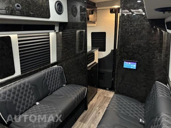 2024 Mercedes-Benz Sprinter 3500XD Cargo Van DRW High Roof 170.0" WB - miniatura 28
