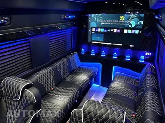 2024 Mercedes-Benz Sprinter 3500XD Cargo Van DRW High Roof 170.0" WB - miniatura 8