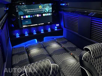 2024 Mercedes-Benz Sprinter 3500XD Cargo Van DRW High Roof 170.0" WB - miniatura 9