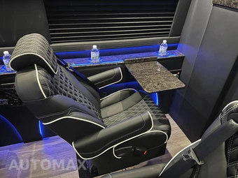 2024 Mercedes-Benz Sprinter 3500XD Cargo Van DRW High Roof 170.0" WB - miniatura 13