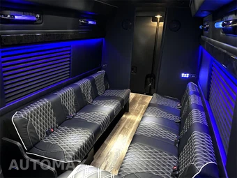 2024 Mercedes-Benz Sprinter 3500XD Cargo Van DRW High Roof 170.0" WB - miniatura 7