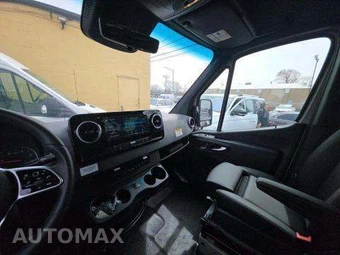 2024 Mercedes-Benz Sprinter 3500XD Cargo Van DRW High Roof 170.0" WB - miniatura 10