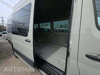 2024 Mercedes-Benz Sprinter 3500XD Cargo Van DRW High Roof 170.0" WB - miniatura 15