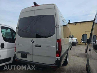 2024 Mercedes-Benz Sprinter 3500XD Cargo Van DRW High Roof 170.0" WB - miniatura 3