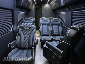 2024 Mercedes-Benz Sprinter 3500XD Cargo Van DRW High Roof 170.0" WB - miniatura 13