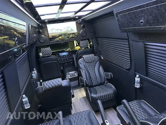 2024 Mercedes-Benz Sprinter 3500XD Cargo Van DRW High Roof 170.0" WB - miniatura 9
