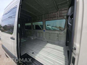 2024 Mercedes-Benz Sprinter 3500XD Cargo Van DRW High Roof 170.0" WB - miniatura 15