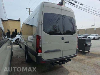 2024 Mercedes-Benz Sprinter 3500XD Cargo Van DRW High Roof 170.0" WB - miniatura 2