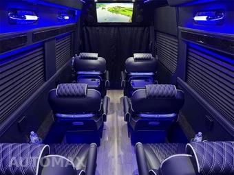 2024 Mercedes-Benz Sprinter 3500XD Cargo Van DRW High Roof 170.0" WB - miniatura 5