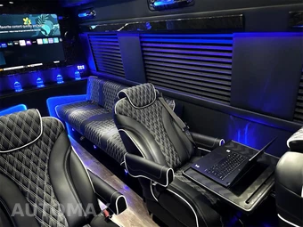 2024 Mercedes-Benz Sprinter 3500XD Cargo Van DRW High Roof 170.0" WB - miniatura 11