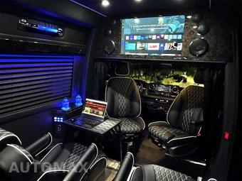 2024 Mercedes-Benz Sprinter 3500XD Cargo Van DRW High Roof 170.0" WB - miniatura 12