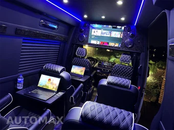 2024 Mercedes-Benz Sprinter 3500XD Cargo Van DRW High Roof 170.0" WB - miniatura 2