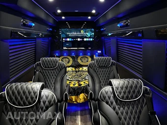 2024 Mercedes-Benz Sprinter 3500XD Cargo Van DRW High Roof 170.0" WB - miniatura 38