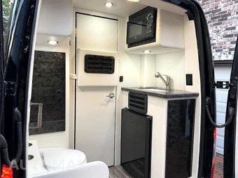 2024 Mercedes-Benz Sprinter 3500XD Cargo Van DRW High Roof 170.0" WB - miniatura 22