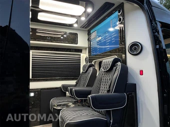 2024 Mercedes-Benz Sprinter 3500XD Cargo Van DRW High Roof 170.0" WB - miniatura 30