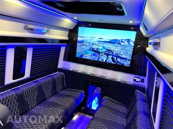 2024 Mercedes-Benz Sprinter 3500XD Cargo Van DRW High Roof 170.0" WB - miniatura 31