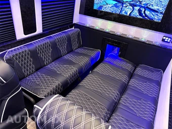 2024 Mercedes-Benz Sprinter 3500XD Cargo Van DRW High Roof 170.0" WB - miniatura 32