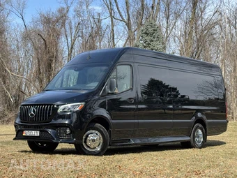 2024 Mercedes-Benz Sprinter 3500XD Cargo Van DRW High Roof 170.0" WB - miniatura 44