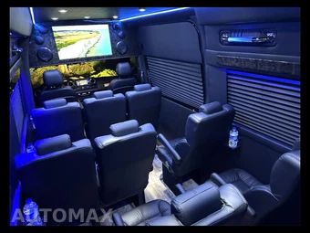 2024 Mercedes-Benz Sprinter 3500XD Cargo Van DRW High Roof 170.0" WB - miniatura 7