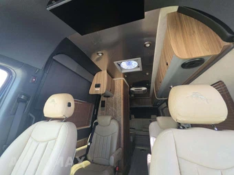 2024 Mercedes-Benz Sprinter 3500XD Cargo Van DRW High Roof 170.0" WB - miniatura 11