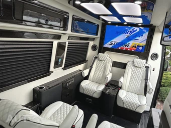 2024 Mercedes-Benz Sprinter 3500XD Cargo Van High Roof 170.0" WB - miniatura 15