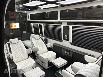 2024 Mercedes-Benz Sprinter 3500XD Cargo Van High Roof 170.0" WB - miniatura 2