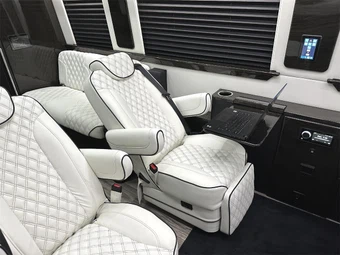 2024 Mercedes-Benz Sprinter 3500XD Cargo Van High Roof 170.0" WB - miniatura 23