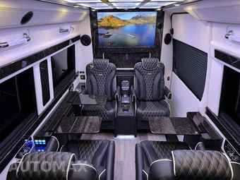 2024 Mercedes-Benz Sprinter 3500XD Cargo Van High Roof 170.0" WB - miniatura 2