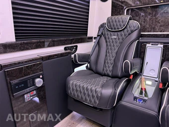 2024 Mercedes-Benz Sprinter 3500XD Cargo Van High Roof 170.0" WB - miniatura 22