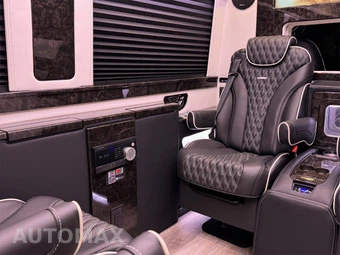 2024 Mercedes-Benz Sprinter 3500XD Cargo Van High Roof 170.0" WB - miniatura 23