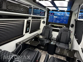 2024 Mercedes-Benz Sprinter 3500XD Cargo Van High Roof 170.0" WB - miniatura 3