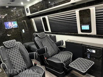2024 Mercedes-Benz Sprinter 3500XD Cargo Van High Roof 170.0" WB - miniatura 2