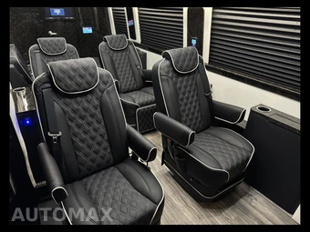 2024 Mercedes-Benz Sprinter 3500XD Cargo Van High Roof 170.0" WB - miniatura 38