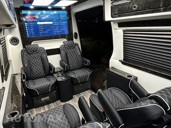 2024 Mercedes-Benz Sprinter 3500XD Cargo Van High Roof 170.0" WB - miniatura 38