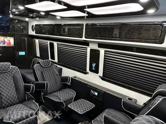 2024 Mercedes-Benz Sprinter 3500XD Cargo Van High Roof 170.0" WB - miniatura 39
