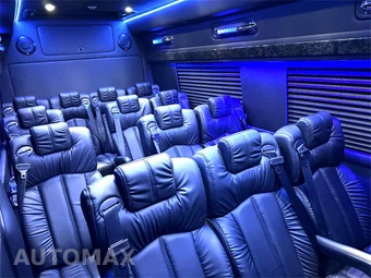 2024 Mercedes-Benz Sprinter 3500XD Cargo Van High Roof 170.0" WB - miniatura 2