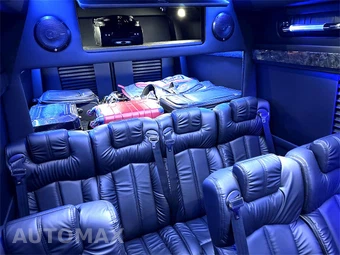 2024 Mercedes-Benz Sprinter 3500XD Cargo Van High Roof 170.0" WB - miniatura 8