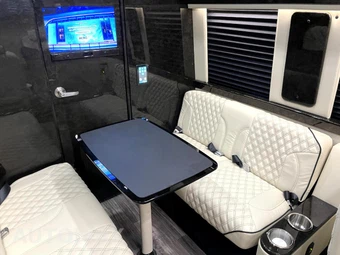 2024 Mercedes-Benz Sprinter 3500XD Cargo Van High Roof 170.0" WB - miniatura 18