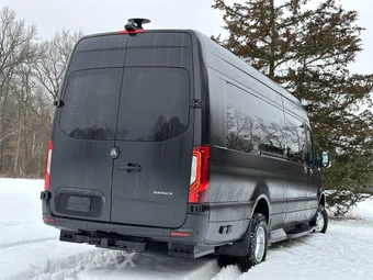 2024 Mercedes-Benz Sprinter 3500XD Cargo Van High Roof 170.0" WB - miniatura 2