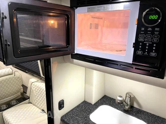 2024 Mercedes-Benz Sprinter 3500XD Cargo Van High Roof 170.0" WB - miniatura 8